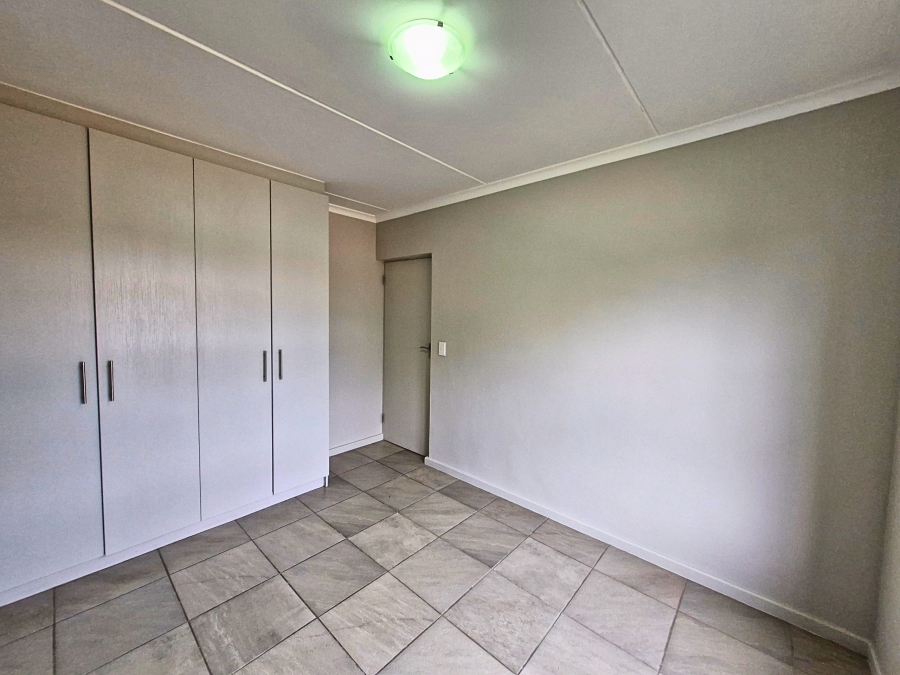 To Let 2 Bedroom Property for Rent in Haasendal Western Cape